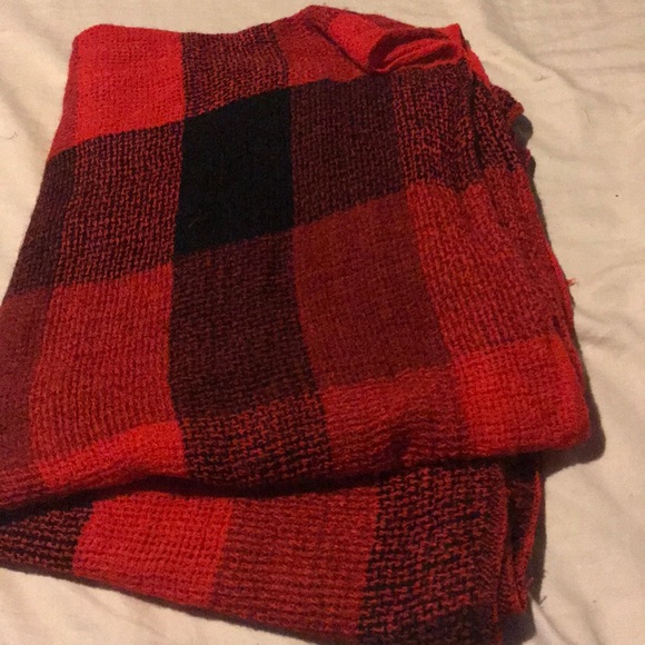 Forever 21 red plaid infinity blanket scarf - Picture 2 of 2